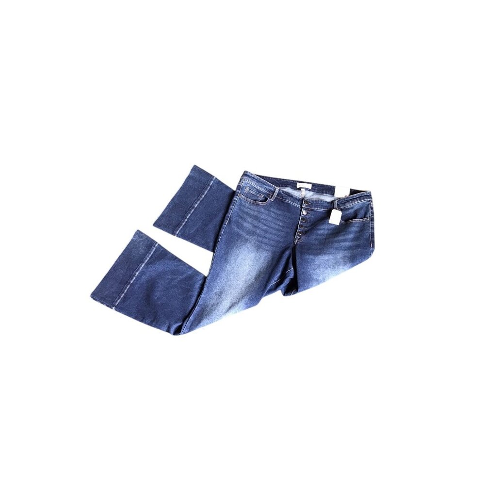 NWT Lane Bryant Mid Rise Flare Jeans